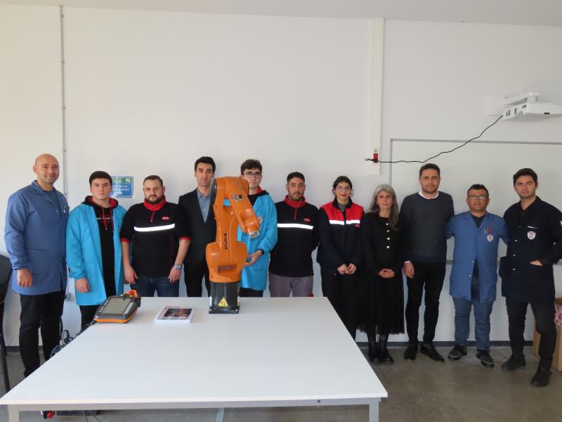6 EKSEN KUKA ROBOT BAĞIŞI